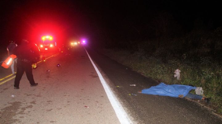 Joven motociclista muere al chocar contra una camioneta en la carretera Tizimín-Mérida