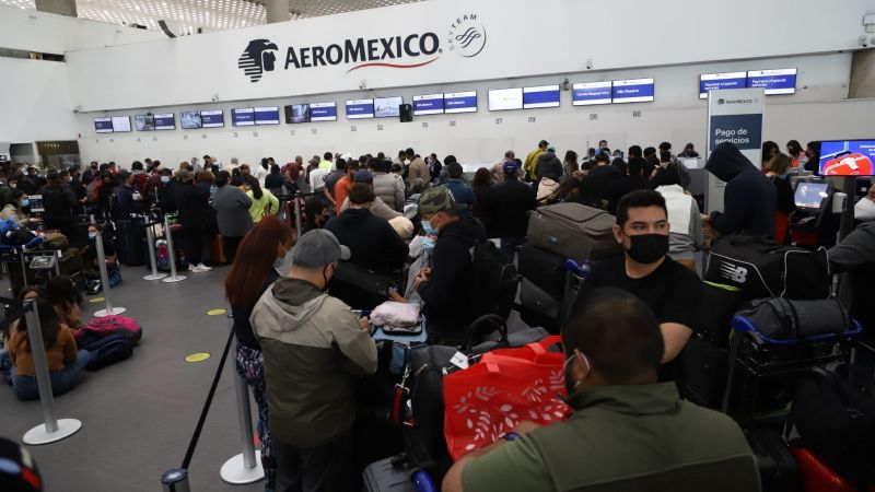 Aeroméxico canceló 260 vuelos en 5 días por COVID-19: Profeco