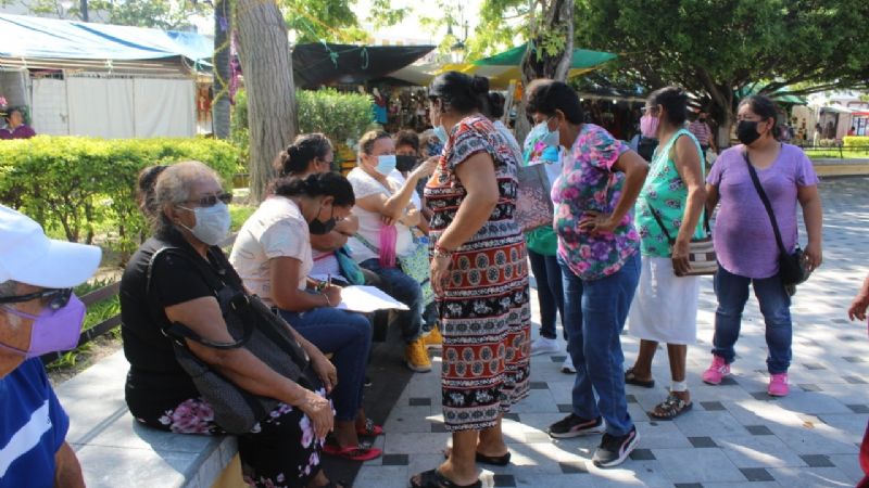 Artesanos de Ciudad del Carmen denuncian retiro indebido de sus puestos