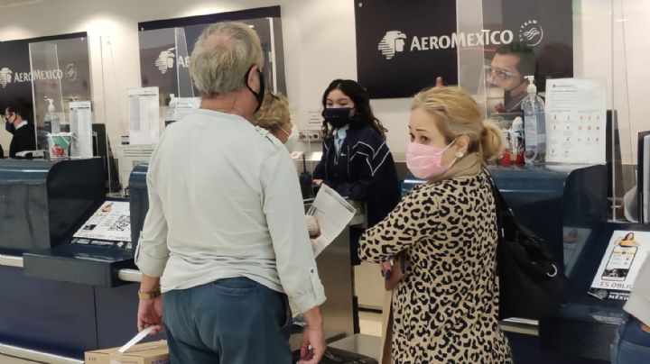 Mujeres en estado de ebriedad provocan caos en vuelo de Aeroméxico