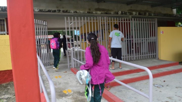 Secretario de Educación minimiza contagios de COVID-19 en escuelas de Campeche