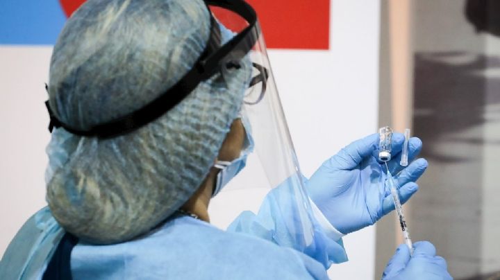 Moderna anuncia ensayo clínico en humanos de vacuna contra VIH