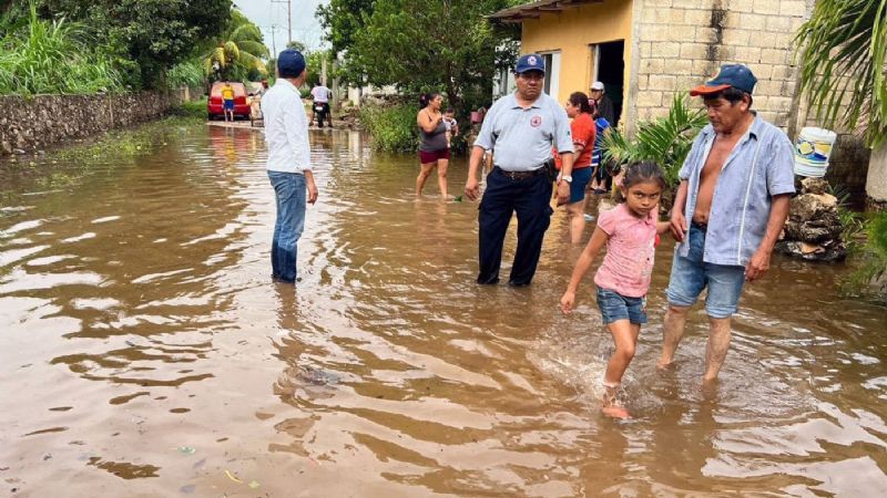 Lluvias causadas por la Tormenta Tropical Karl dejan severos daños en casas de Sotuta