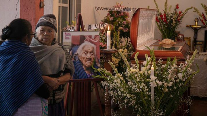 Realizan en México funeral de María Salud Ramírez, conocida como "Mamá Coco"