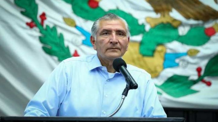 Adán Augusto, secretario de Gobernación, llama a recuperar la paz ante diputados de Quintana Roo