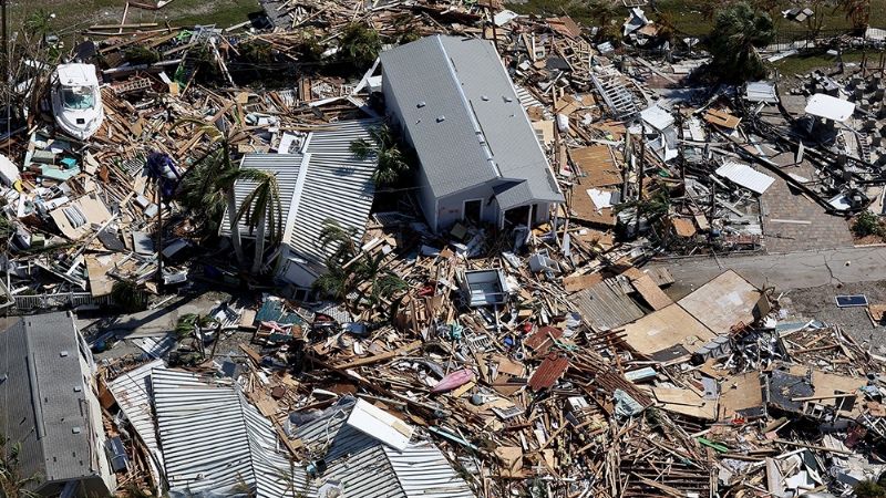 Florida suma 58 muertes tras paso del Huracán Ian
