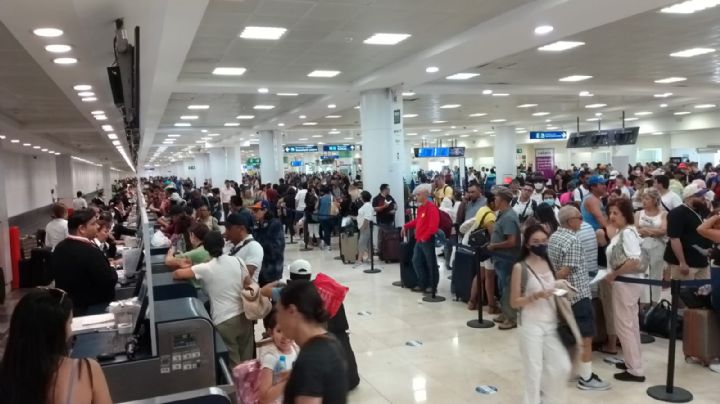 Aumenta 10% los vuelos en el aeropuerto de Cancún previo al Día de Muertos: EN VIVO