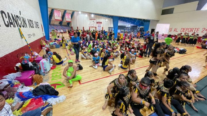 700 jóvenes participan en el Campeonato Estatal de Baile en Cancún