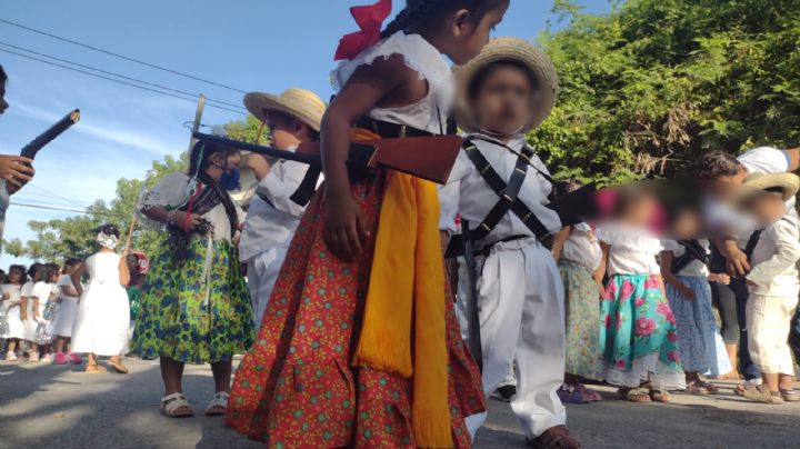 Jardín de niños en Felipe Carrillo Puerto celebra Revolución Mexicana