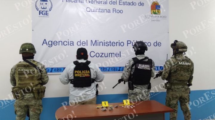 FGE decomisa droga durante cateo en Cozumel; un menor fue resguardado por el DIF