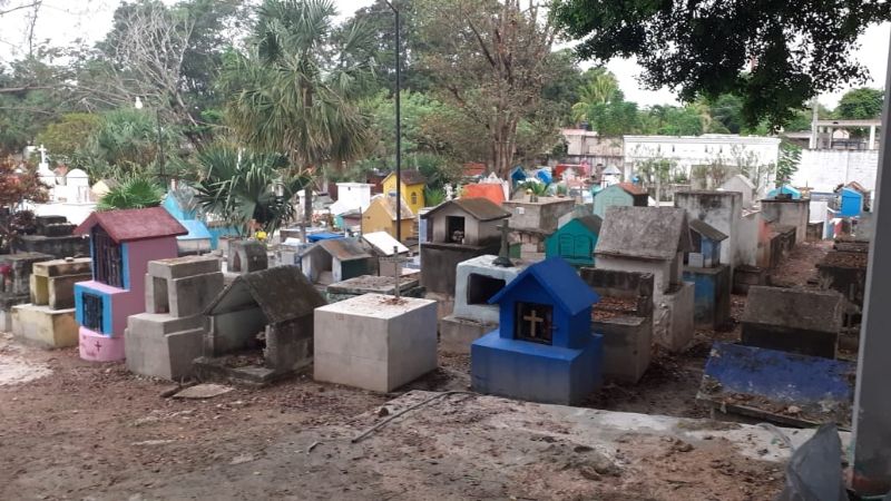 Panteón municipal de José María Morelos tan desolado como un desierto: EN VIVO