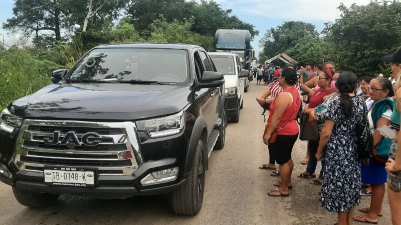 Ejidatarios continúan por segundo día con el bloqueo vial en Kantunilkín