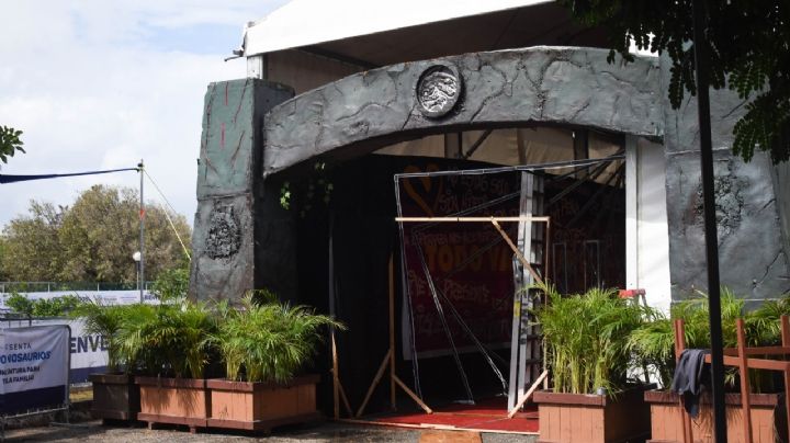 Cancelan por lluvia la inauguración de "Expo Dinosaurios" en Mérida
