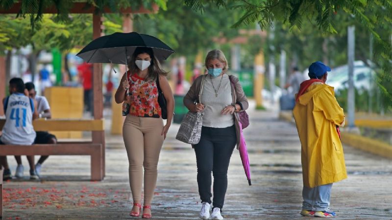 Clima de Cancún 5 de diciembre: Probabilidad de Chubascos y descargas eléctricas para este lunes
