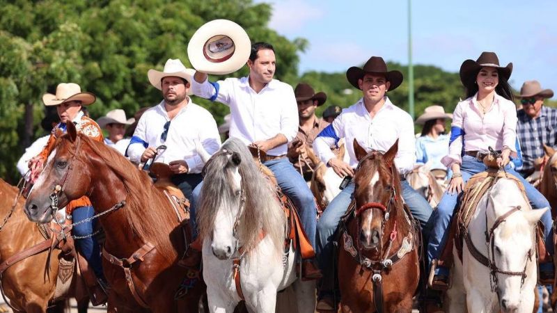Yucatán reúne a 2 mil jinetes en la primera Cabalgata Nacional Xmatkuil 2022
