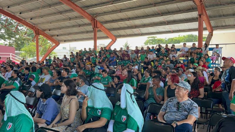 Más de 100 personas presenciaron juntos la derrota de México vs Argentina desde Chetumal
