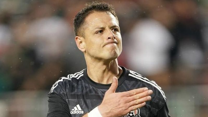 'Chicharito' Hernández pide apoyar al Tri tras derrota ante Argentina en Qatar 2022