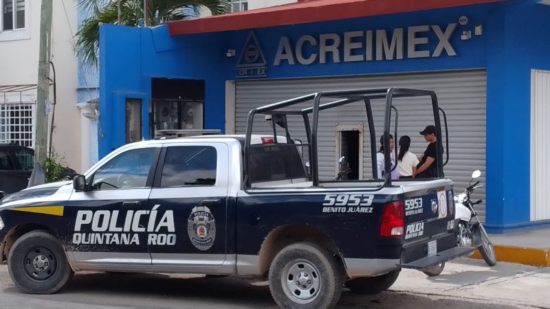 Sujetos armados asaltan una financiera en Cancún