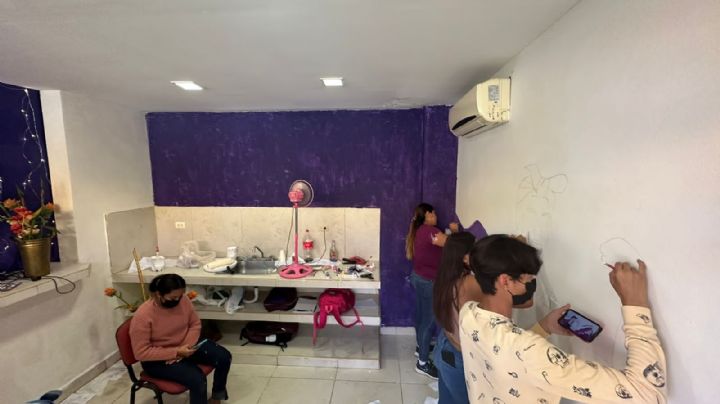 Inauguran "Espacio Violeta" en la Universidad del Centro en Izamal; buscan acabar brecha de género