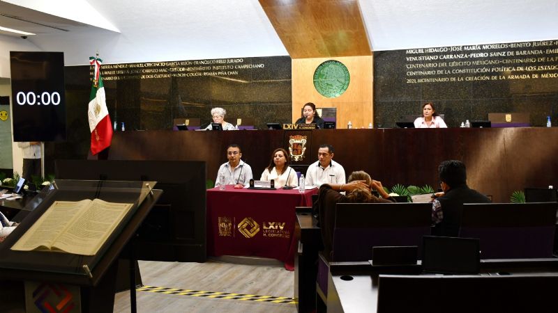 Alcaldes de Campeche comparecen ante el Congreso; exigen aumento de recursos para 2023