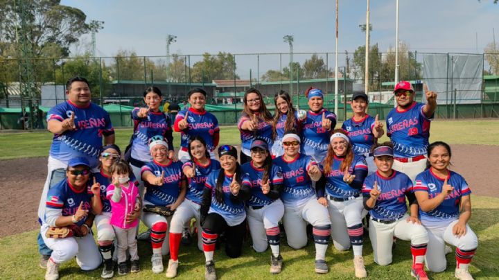 Equipo yucateco de sóftbol femenil gana Torneo Nacional de Nochebuena 2022 en CDMX