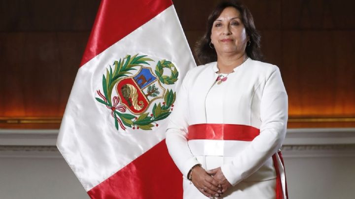 ¿Quién es Dina Boluarte, la primera mujer Presidenta de Perú?