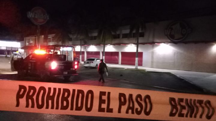 Disparan más de 50 veces contra un vehículo en la Región 225 de Cancún