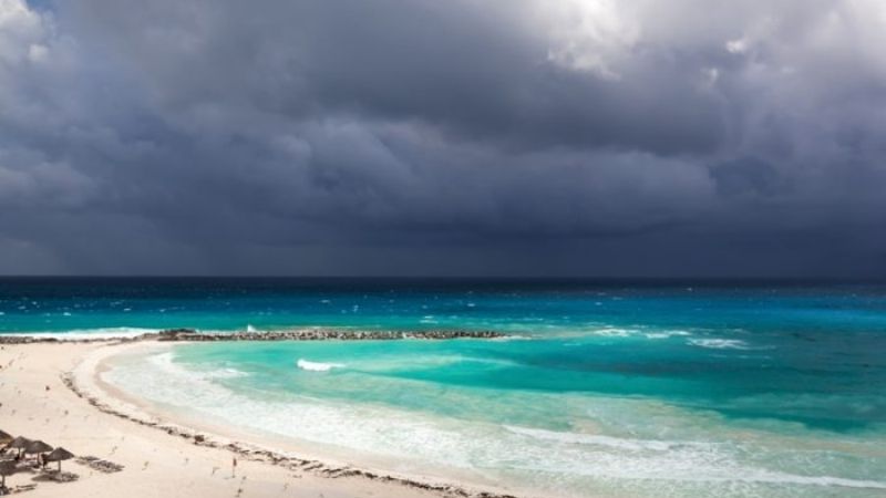 Clima en Cancún: Tormenta Tropical Bonnie y una perturbación en el Golfo de México causarán lluvias