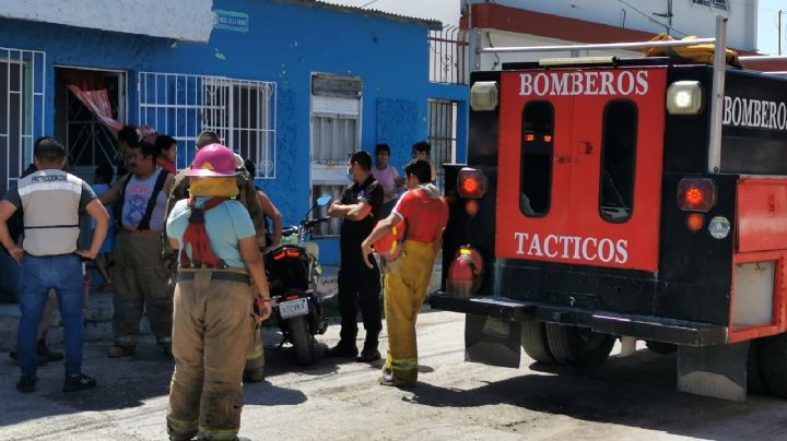 Corto circuito provoca incendio en un domicilio de Ciudad del Carmen