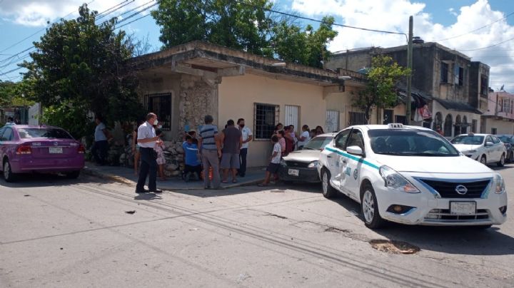 Playa del Carmen: Choque entre taxi y un coche deja dos menores lesionados