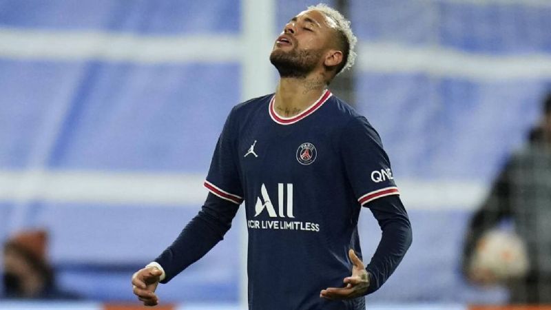 PSG quiere vender a Neymar por problemas con su familia