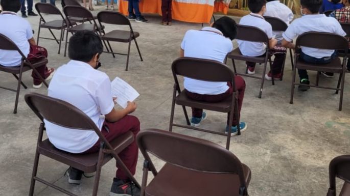 Realizan pruebas de COVID-19 a alumnos de primaria en Chocholá