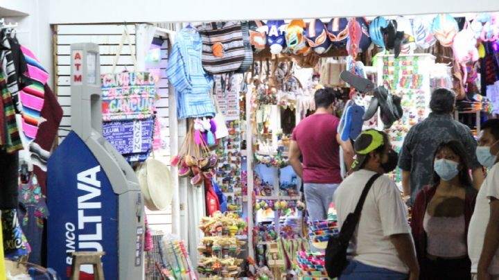 Comerciantes de Cancún esperan aumento del 100% en ventas durante Semana Santa