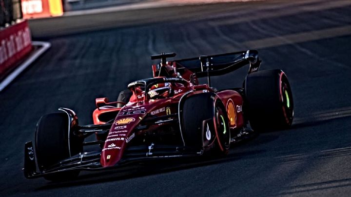 Charles Leclerc de Ferrari, termina como líder las prácticas del GP de Arabia Saudí
