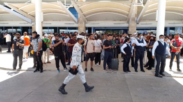 Balacera en el aeropuerto de Cancún: Asur investiga origen de denotaciones