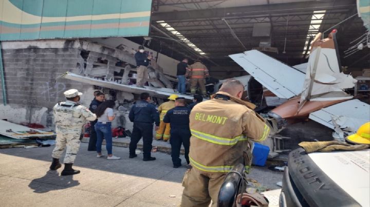 Mueren dos personas tras accidente de la avioneta en Morelos