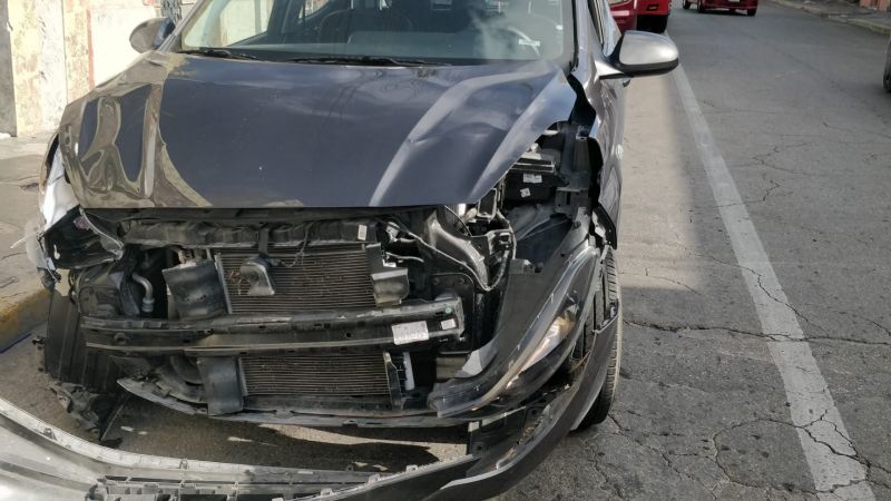 Accidentes en Mérida: Por no respetar el alto, conductores protagonizan choque
