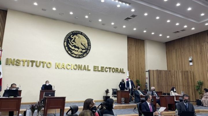 INE envió resultados de la consulta de Revocación de Mandato a AMLO y al Tribunal Electoral