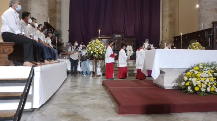 Misa de Jueves Santo en la Catedral de Mérida: EN VIVO