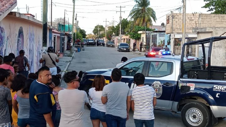 Hombres armados disparan contra una vivienda en la Región 100 de Cancún