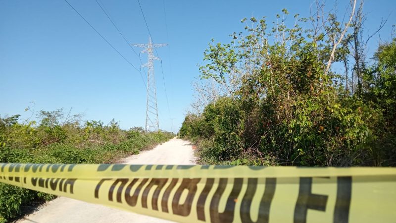 Hallan cadáver con signos de violencia tirado cerca de la carretera Cancún-Mérida