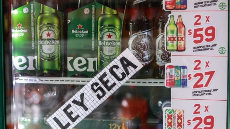 Pese a baja en casos, Quintana Roo encabeza cifra de ingesta de alcohol en la Península de Yucatán