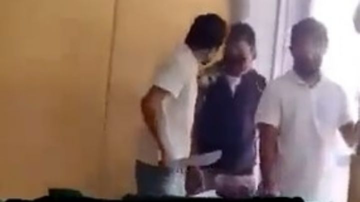 Joven amenaza a su compañero con un machete en una secundaria de Morelos: VIDEO