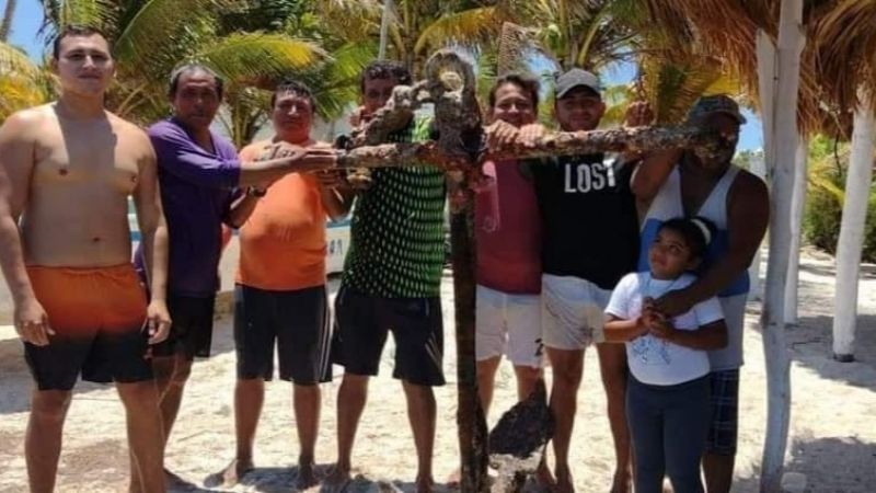Encuentran un ancla antigua en el puerto de Santa Clara, Yucatán