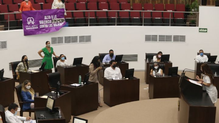 Congreso de Yucatán aprueba 10 años de cárcel a quien orille a una mujer al suicidio