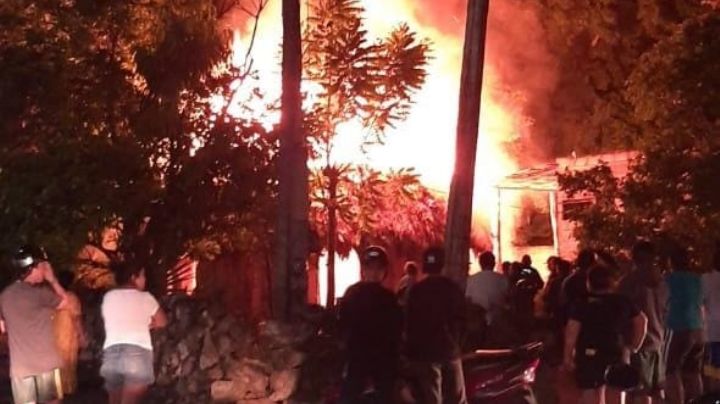 Se incendia vivienda de huano de un abuelito en Tzucacab