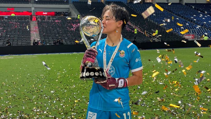 Blanca Félix hace historia y da el Campeón de Campeones a las Chivas Femenil