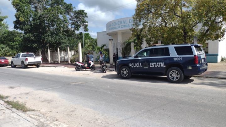 Con pistola en mano, hombres se roban un taxi en Felipe Carrillo Puerto