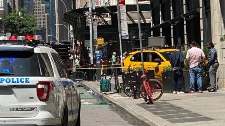 Taxista se sube a la acera y atropella a varios transeúntes en Nueva York