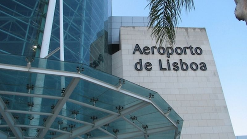 Extranjeros querían viajar a Cancún con documentos falsos; INM refuerza protocolos en aeropuerto